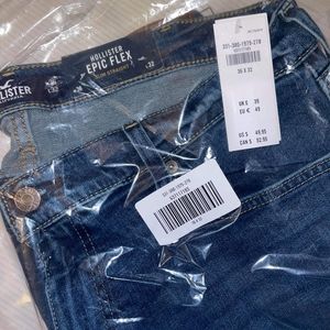 Hollister Slim Straight Jeans